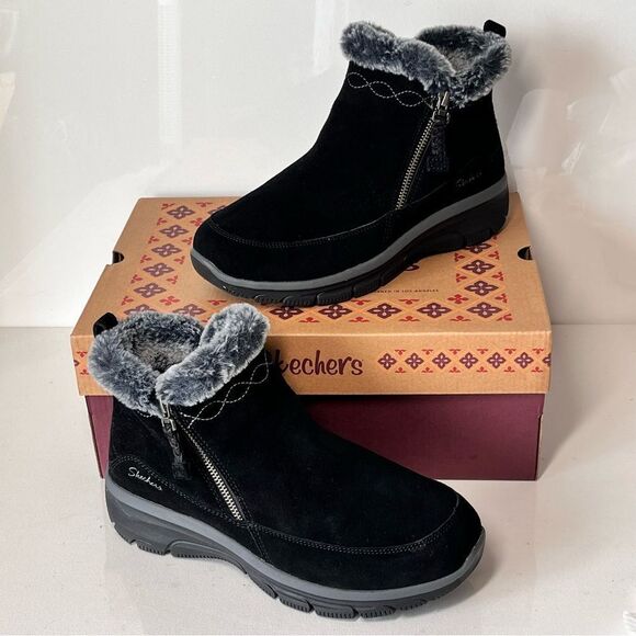 Skechers Easy Going Fall Essential Water Repellent Suede Faux Fur Boots - Picture 4 of 6